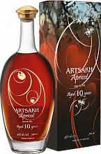 Дистиллят Artsakh Apricot 10 yo (gift box)